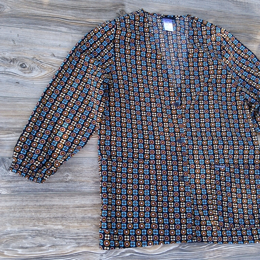 Patterned Cherokee Button Down Front V Neck Scrub… - image 2